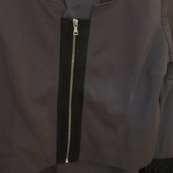 RUNWAY ALL STARS. Skirt Suit Set. - Picture 2 of 5